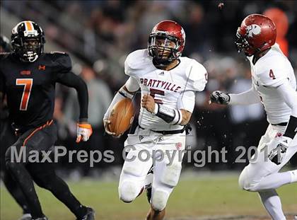 Thumbnail 2 in Hoover vs. Prattville (AHSAA 6A Final)  photogallery.