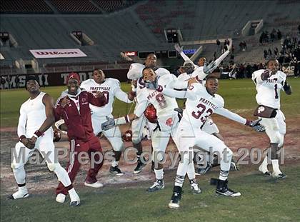 Thumbnail 2 in Hoover vs. Prattville (AHSAA 6A Final)  photogallery.