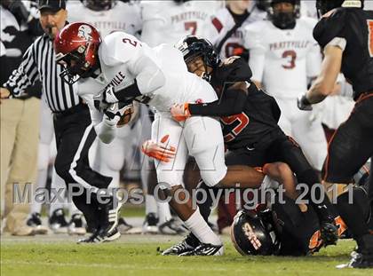 Thumbnail 3 in Hoover vs. Prattville (AHSAA 6A Final)  photogallery.