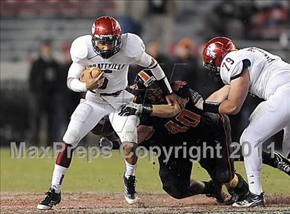 Thumbnail 1 in Hoover vs. Prattville (AHSAA 6A Final)  photogallery.