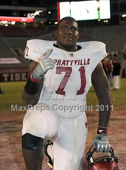 Thumbnail 1 in Hoover vs. Prattville (AHSAA 6A Final)  photogallery.