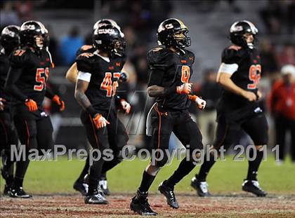 Thumbnail 1 in Hoover vs. Prattville (AHSAA 6A Final)  photogallery.