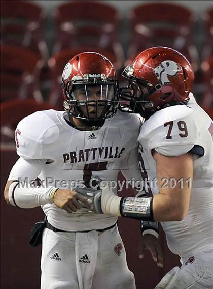 Thumbnail 1 in Hoover vs. Prattville (AHSAA 6A Final)  photogallery.