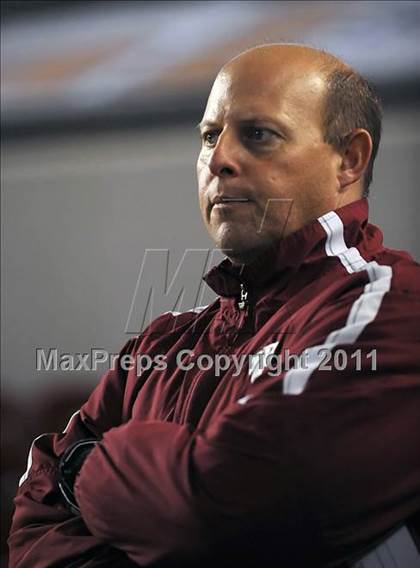 Thumbnail 2 in Hoover vs. Prattville (AHSAA 6A Final)  photogallery.