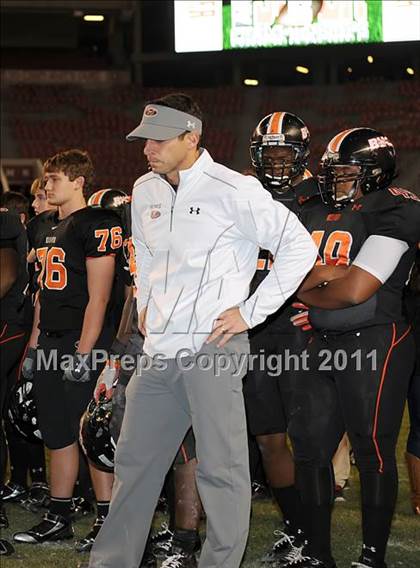 Thumbnail 3 in Hoover vs. Prattville (AHSAA 6A Final)  photogallery.