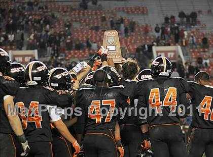 Thumbnail 2 in Hoover vs. Prattville (AHSAA 6A Final)  photogallery.