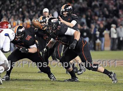 Thumbnail 3 in Hoover vs. Prattville (AHSAA 6A Final)  photogallery.