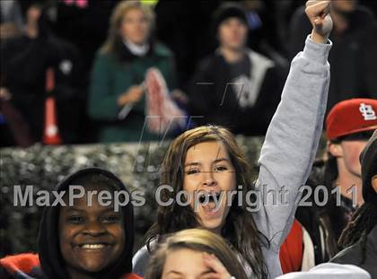 Thumbnail 1 in Hoover vs. Prattville (AHSAA 6A Final)  photogallery.