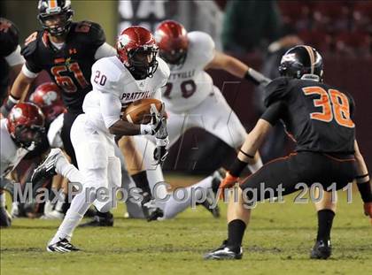 Thumbnail 1 in Hoover vs. Prattville (AHSAA 6A Final)  photogallery.