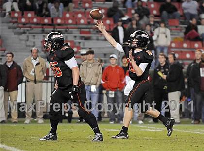 Thumbnail 1 in Hoover vs. Prattville (AHSAA 6A Final)  photogallery.
