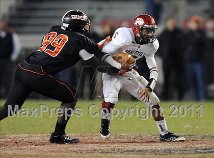 Thumbnail 2 in Hoover vs. Prattville (AHSAA 6A Final)  photogallery.