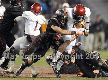 Thumbnail 3 in Hoover vs. Prattville (AHSAA 6A Final)  photogallery.