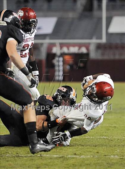 Thumbnail 2 in Hoover vs. Prattville (AHSAA 6A Final)  photogallery.