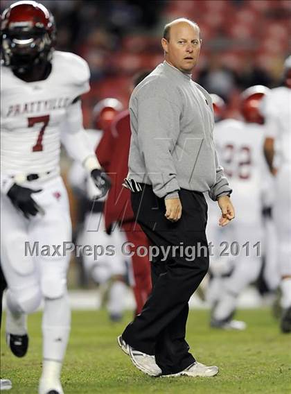 Thumbnail 2 in Hoover vs. Prattville (AHSAA 6A Final)  photogallery.