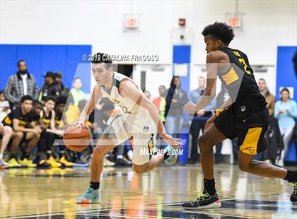 Thumbnail 1 in Montverde Academy vs Roselle Catholic (Metro Classic) photogallery.