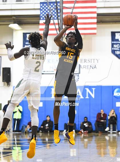 Thumbnail 3 in Montverde Academy vs Roselle Catholic (Metro Classic) photogallery.