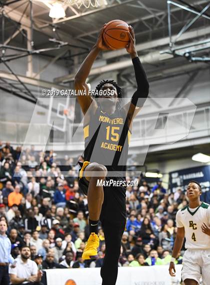 Thumbnail 1 in Montverde Academy vs Roselle Catholic (Metro Classic) photogallery.