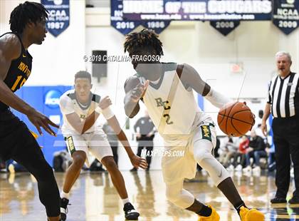 Thumbnail 2 in Montverde Academy vs Roselle Catholic (Metro Classic) photogallery.