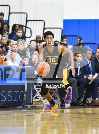 Thumbnail 2 in Montverde Academy vs Roselle Catholic (Metro Classic) photogallery.
