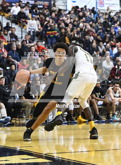 Thumbnail 3 in Montverde Academy vs Roselle Catholic (Metro Classic) photogallery.