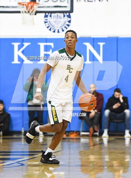 Thumbnail 2 in Montverde Academy vs Roselle Catholic (Metro Classic) photogallery.