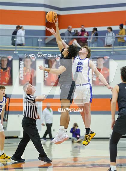 Thumbnail 2 in Dixie vs. Herriman (Falcon Classic) photogallery.