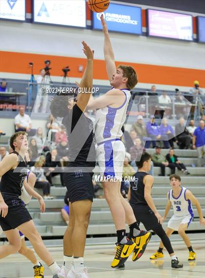 Thumbnail 2 in Dixie vs. Herriman (Falcon Classic) photogallery.