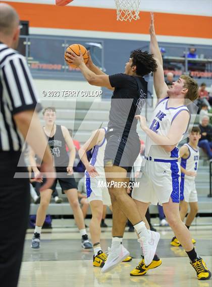 Thumbnail 2 in Dixie vs. Herriman (Falcon Classic) photogallery.