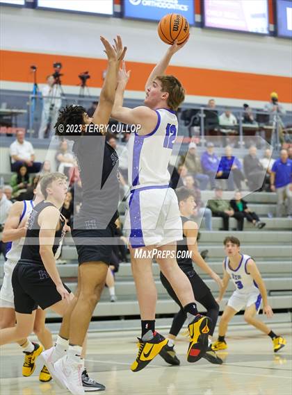 Thumbnail 2 in Dixie vs. Herriman (Falcon Classic) photogallery.
