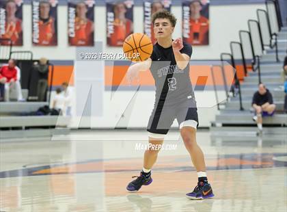 Thumbnail 2 in Dixie vs. Herriman (Falcon Classic) photogallery.