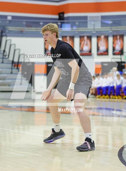 Thumbnail 2 in Dixie vs. Herriman (Falcon Classic) photogallery.