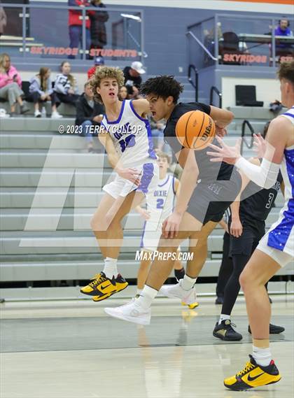 Thumbnail 2 in Dixie vs. Herriman (Falcon Classic) photogallery.