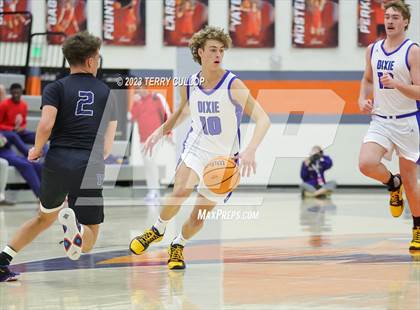 Thumbnail 1 in Dixie vs. Herriman (Falcon Classic) photogallery.