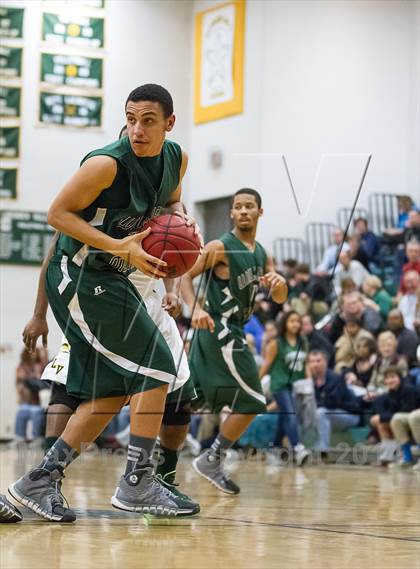 Thumbnail 3 in Monroe vs. Loudoun Valley (VHSL 3A Conference 28 Final) photogallery.