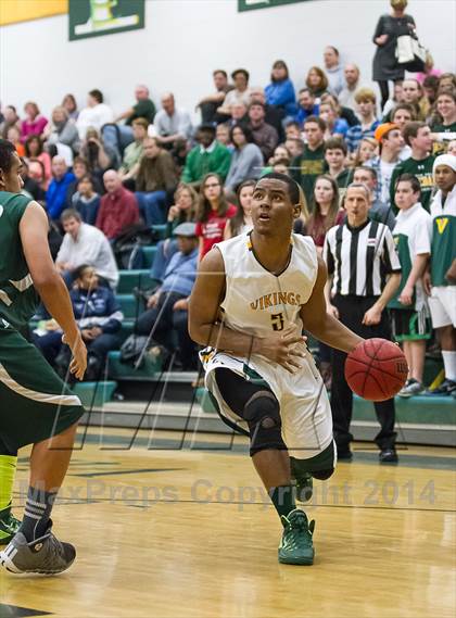 Thumbnail 3 in Monroe vs. Loudoun Valley (VHSL 3A Conference 28 Final) photogallery.