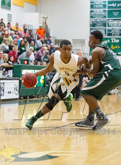 Thumbnail 2 in Monroe vs. Loudoun Valley (VHSL 3A Conference 28 Final) photogallery.