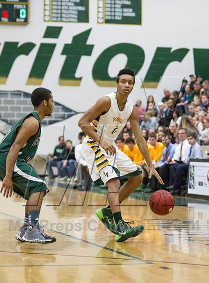 Thumbnail 1 in Monroe vs. Loudoun Valley (VHSL 3A Conference 28 Final) photogallery.