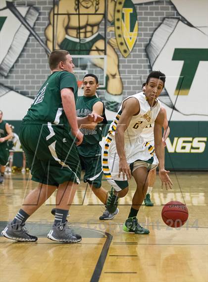 Thumbnail 3 in Monroe vs. Loudoun Valley (VHSL 3A Conference 28 Final) photogallery.