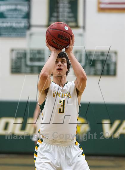 Thumbnail 1 in Monroe vs. Loudoun Valley (VHSL 3A Conference 28 Final) photogallery.