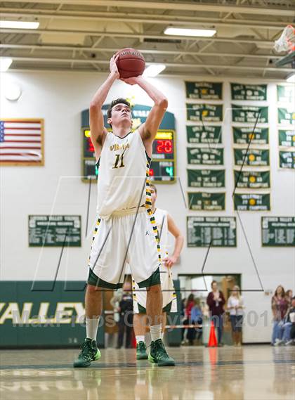 Thumbnail 2 in Monroe vs. Loudoun Valley (VHSL 3A Conference 28 Final) photogallery.