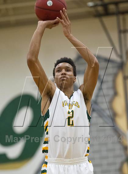 Thumbnail 2 in Monroe vs. Loudoun Valley (VHSL 3A Conference 28 Final) photogallery.