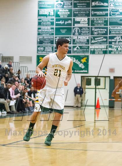 Thumbnail 1 in Monroe vs. Loudoun Valley (VHSL 3A Conference 28 Final) photogallery.