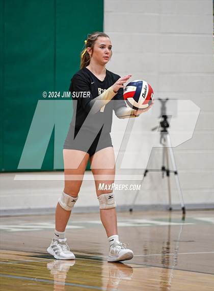 Thumbnail 1 in Round Top-Carmine vs Richards (UIL Volleyball 1A Region III Final) photogallery.
