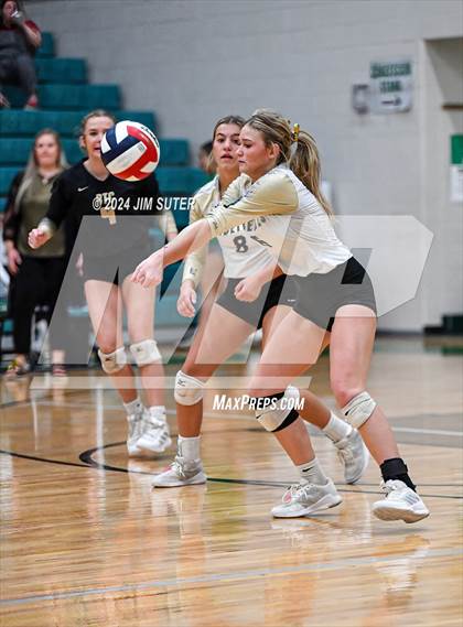 Thumbnail 2 in Round Top-Carmine vs Richards (UIL Volleyball 1A Region III Final) photogallery.
