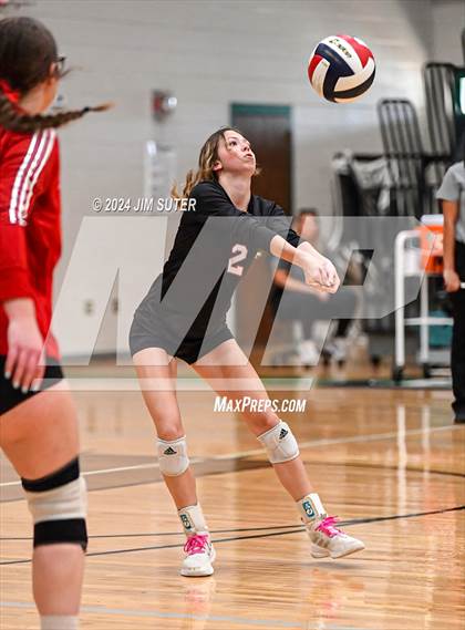 Thumbnail 1 in Round Top-Carmine vs Richards (UIL Volleyball 1A Region III Final) photogallery.