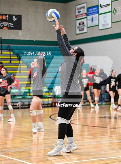 Thumbnail 1 in Round Top-Carmine vs Richards (UIL Volleyball 1A Region III Final) photogallery.