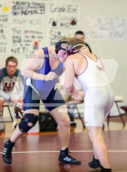 Thumbnail 3 in MHSAA Division 4 Playoffs photogallery.