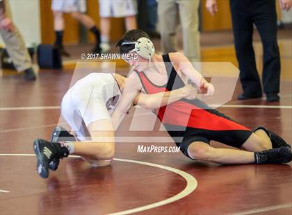Thumbnail 3 in MHSAA Division 4 Playoffs photogallery.