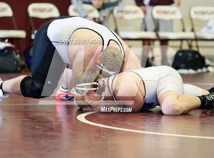 Thumbnail 3 in MHSAA Division 4 Playoffs photogallery.