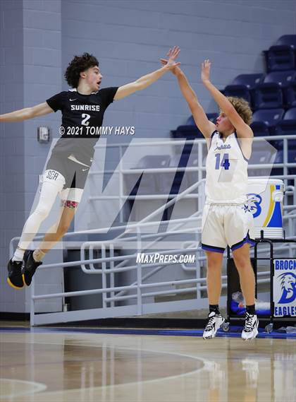 Thumbnail 3 in Joshua vs Sunrise Christian Academy photogallery.